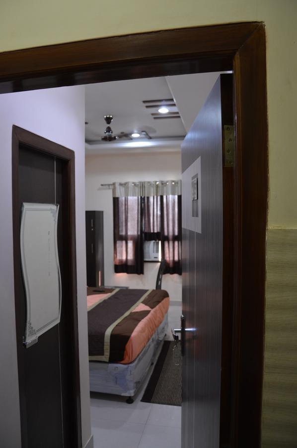 Hotel Galaxy Inn Jaipur Bagian luar foto