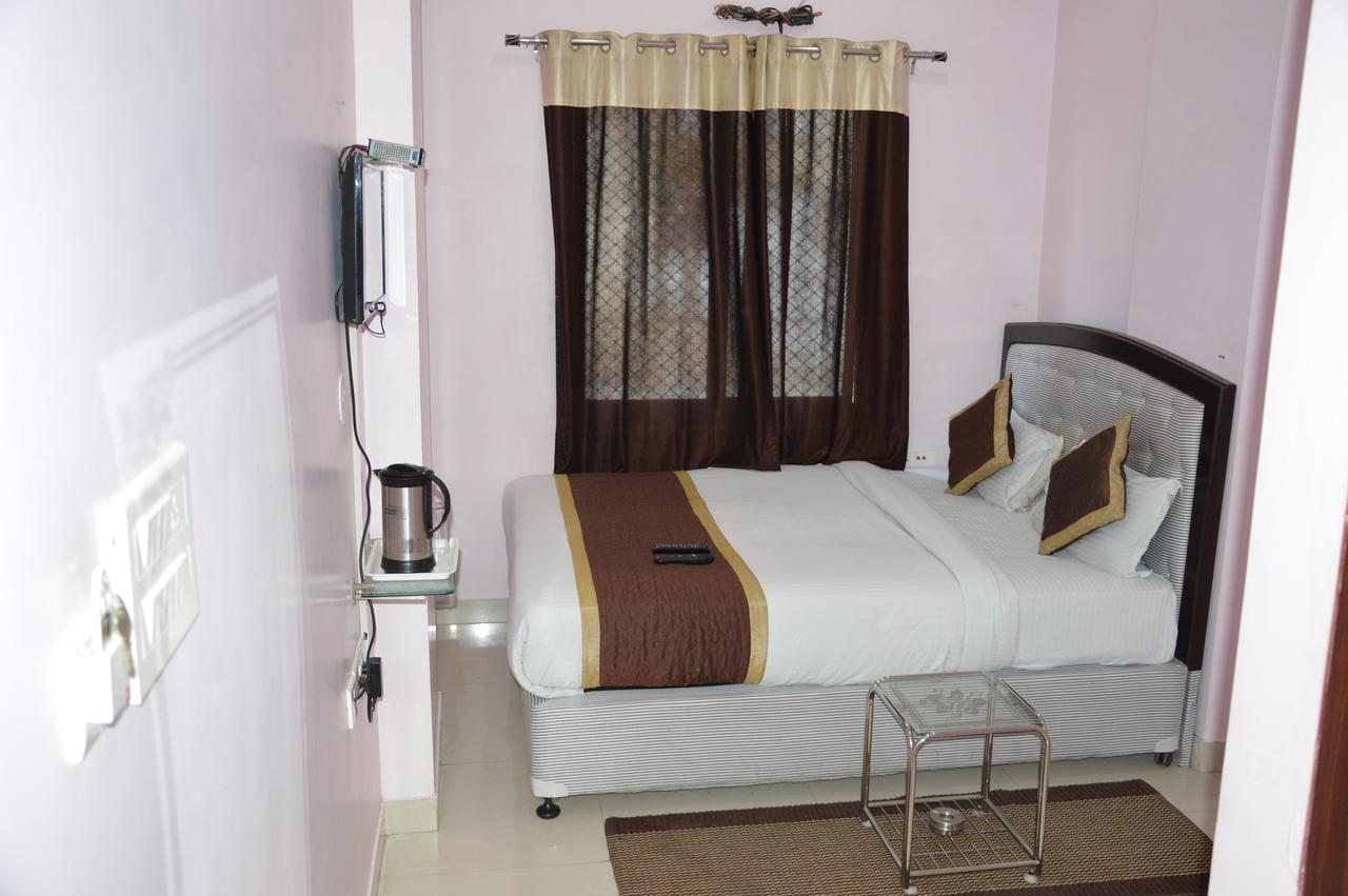 Hotel Galaxy Inn Jaipur Bagian luar foto